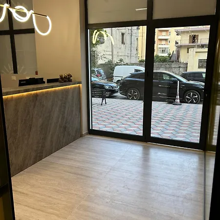 Santa 5 * Vlorë